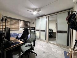 Blk 340 Jurong East Avenue 1 (Jurong East), HDB Executive #633804511